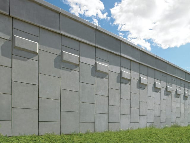 Concrete-retaining-wall-Edmonton-AB